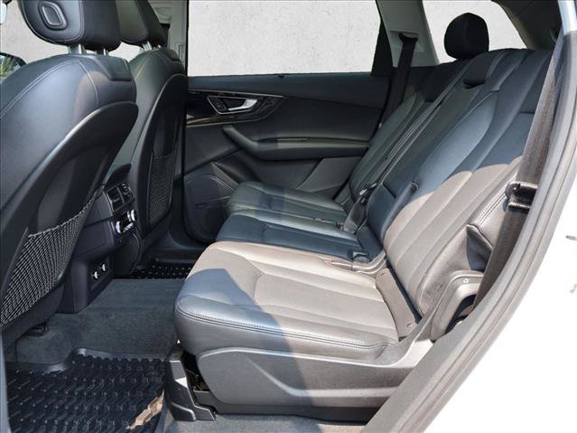 Used 2019 Audi Q7 3.0T Prestige w/ Prestige Package AWD/4WD image 23