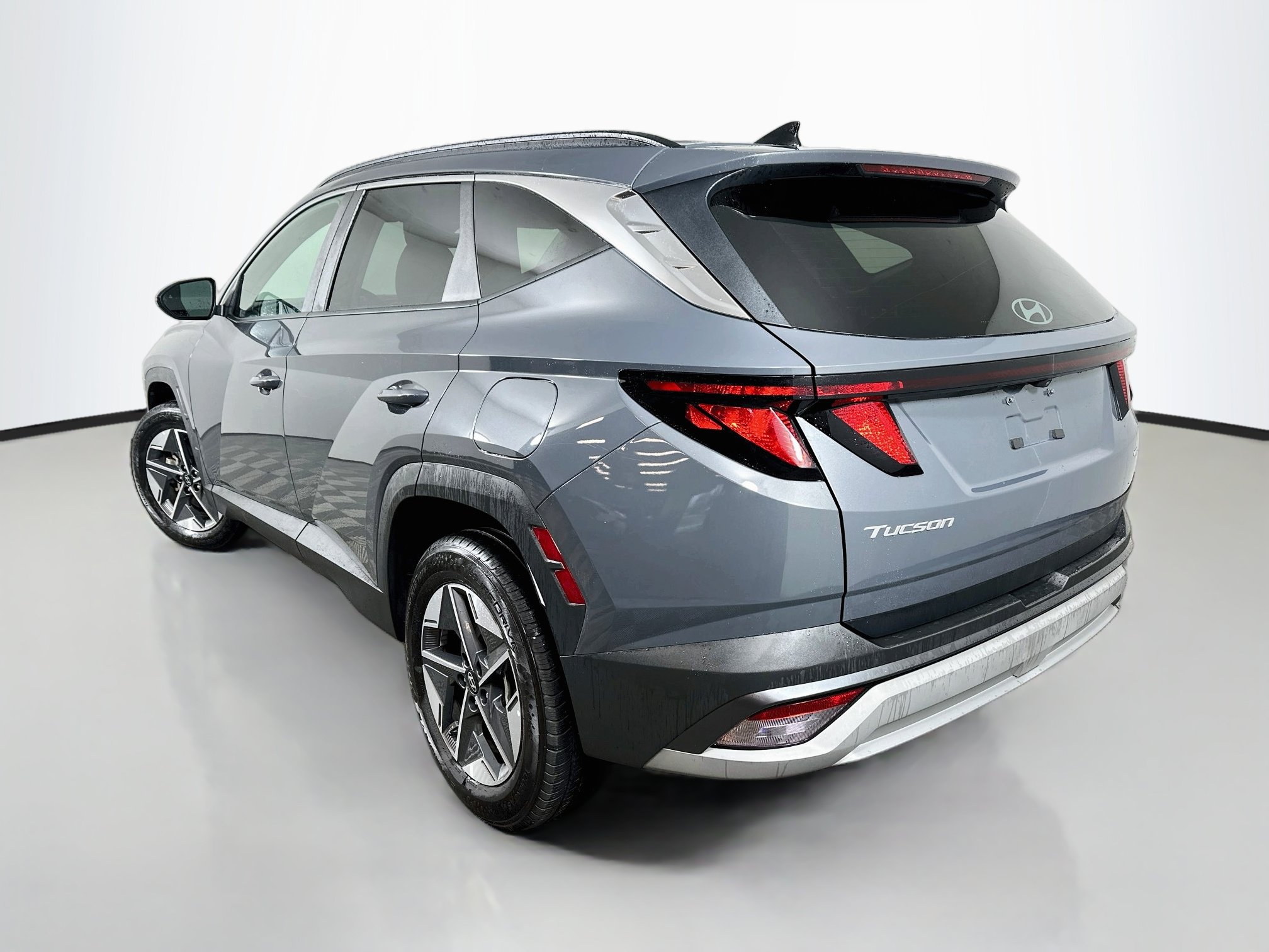 Certified 2025 Hyundai Tucson SEL AWD/4WD image 5