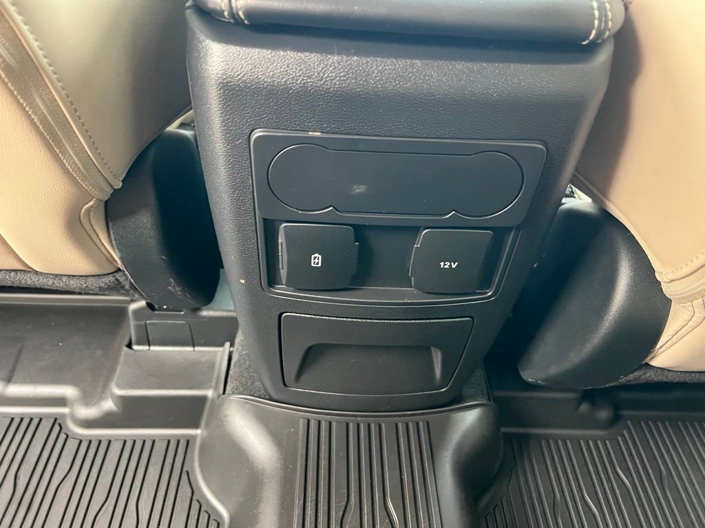 Used 2023 Ford Explorer XLT w/ Equipment Group 202A image 21