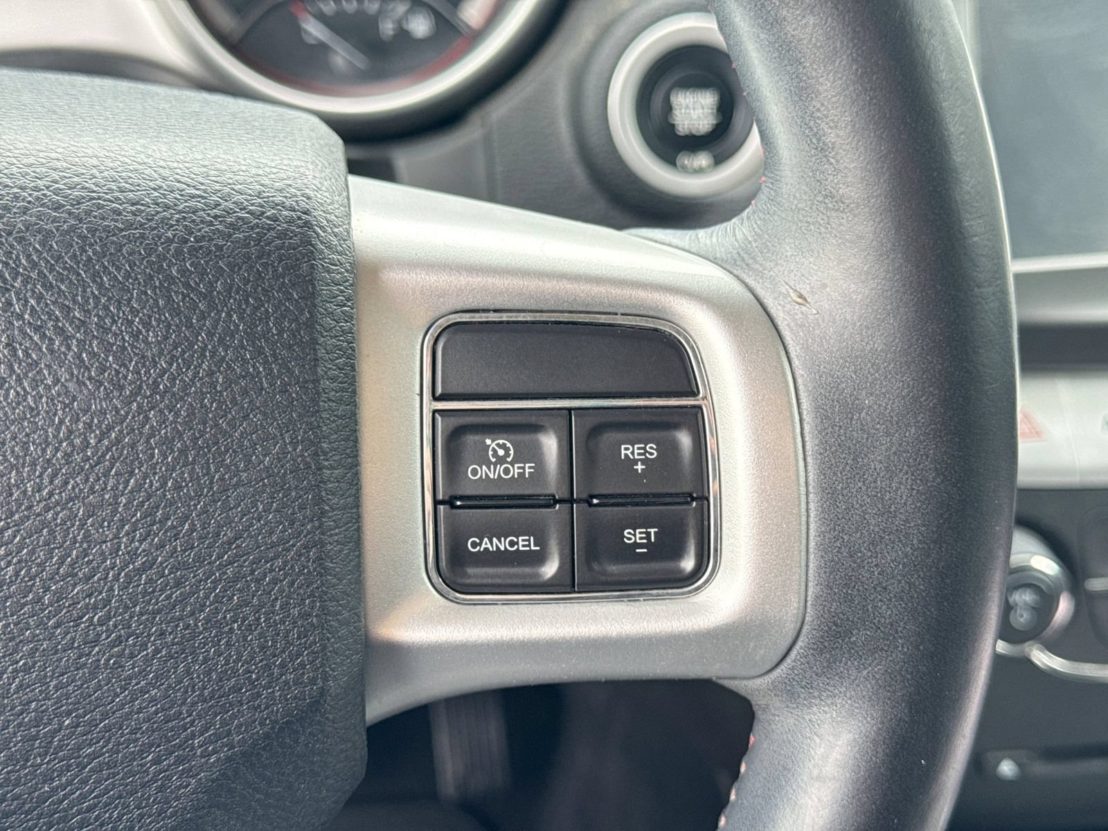 Used 2017 Dodge Journey GT AWD/4WD image 29
