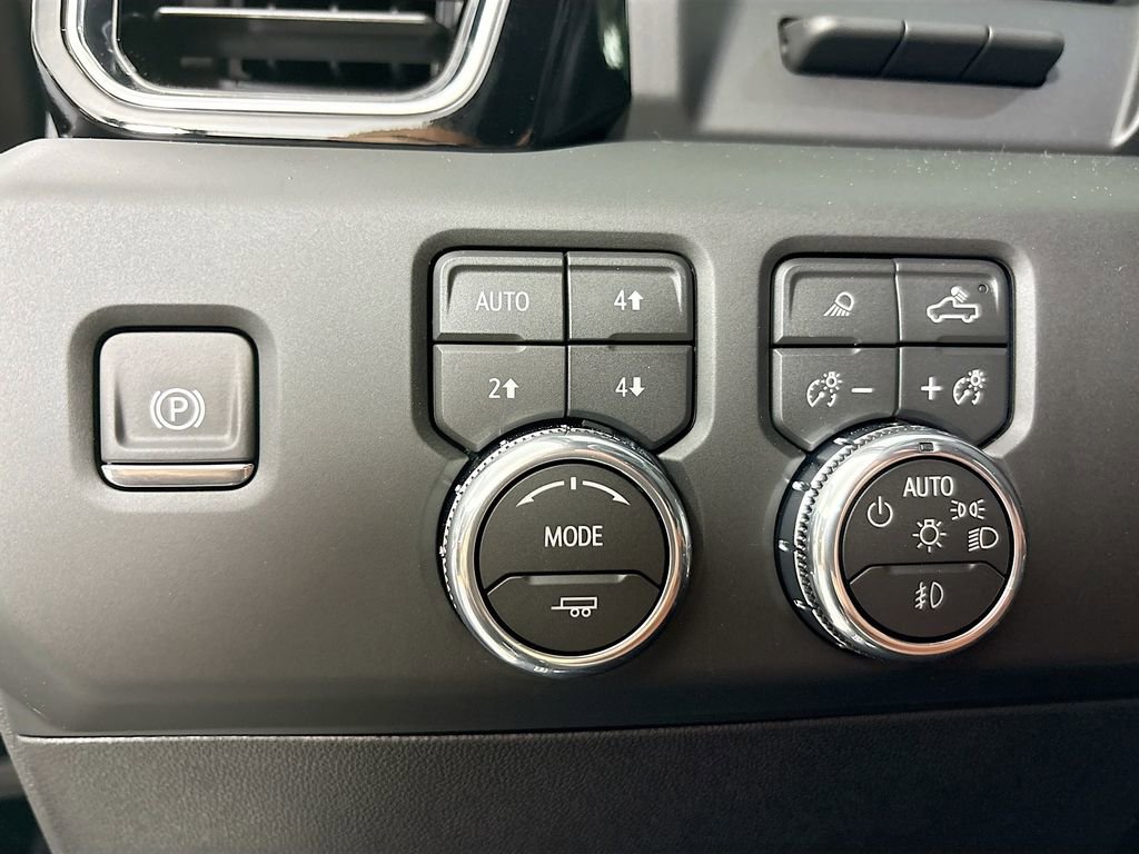 New 2026 GMC Sierra 3500 Denali Ultimate AWD/4WD image 10