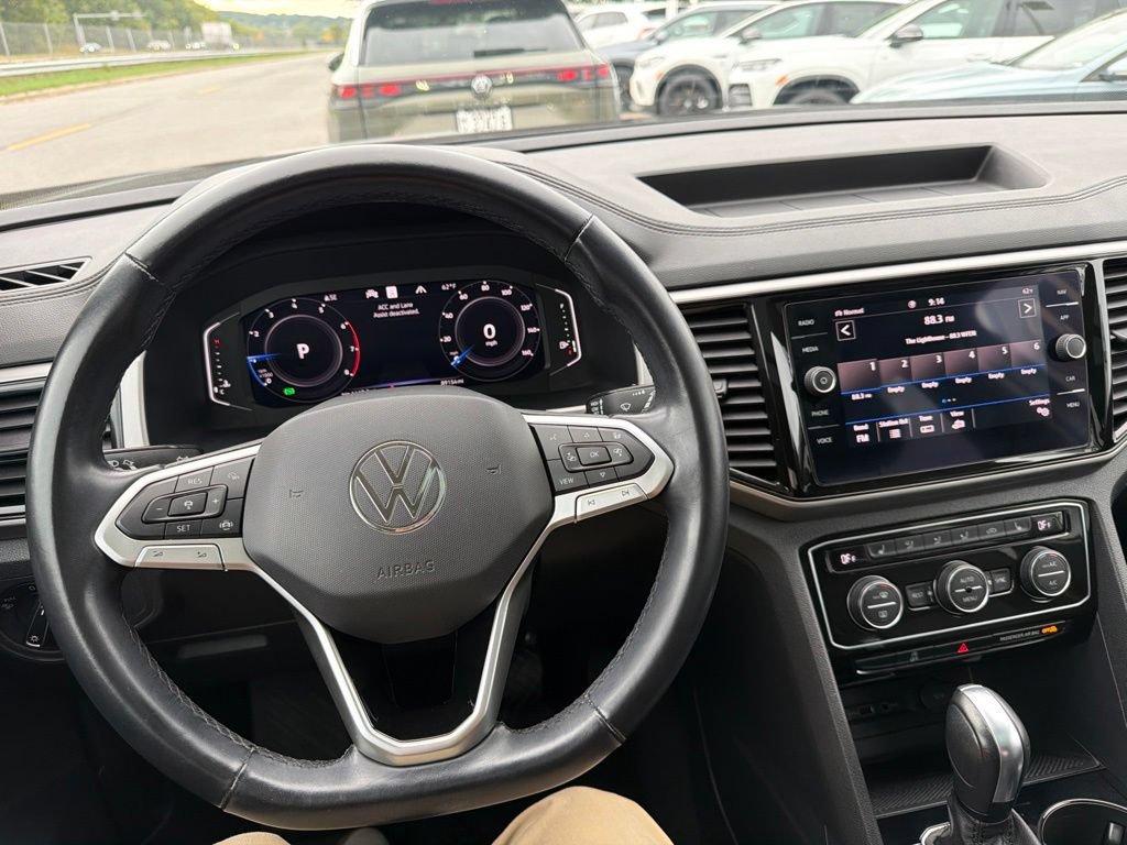 Used 2021 Volkswagen Atlas SEL AWD/4WD image 19