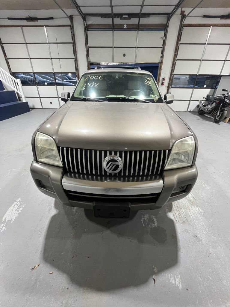 Used 2006 Mercury Mountaineer Premier image 3