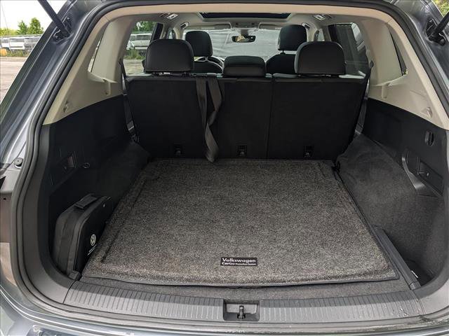 Used 2023 Volkswagen Tiguan SE w/ Panoramic Sunroof Package AWD/4WD image 20