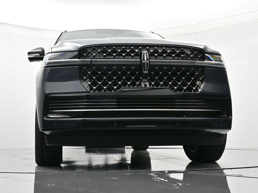 New 2026 Lincoln Navigator L Reserve w/ Jet Appearance Package image 39