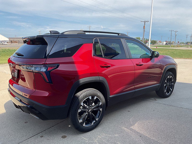 New 2027 Chevrolet Equinox RS w/ Safety and Technology Package AWD/4WD image 6