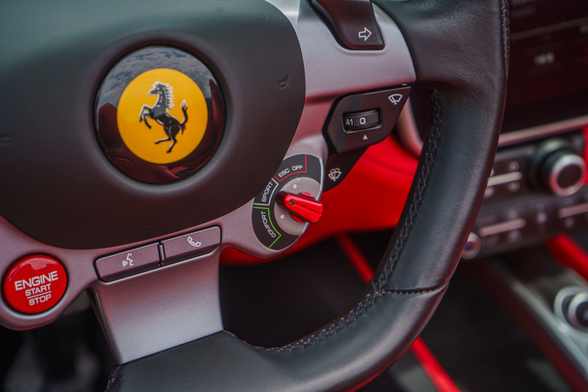 Used 2019 Ferrari Portofino RWD image 77