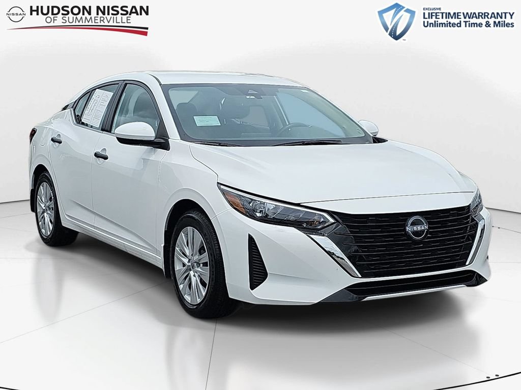 Used 2025 Nissan Sentra S FWD image 1