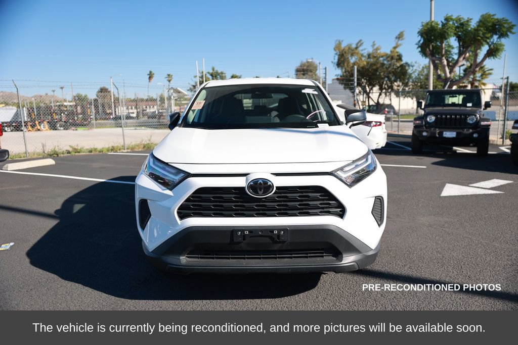 Used 2024 Toyota RAV4 LE image 9