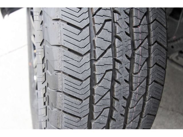 Used 2024 Ford F150 Platinum w/ FX4 Off-Road Package AWD/4WD image 28