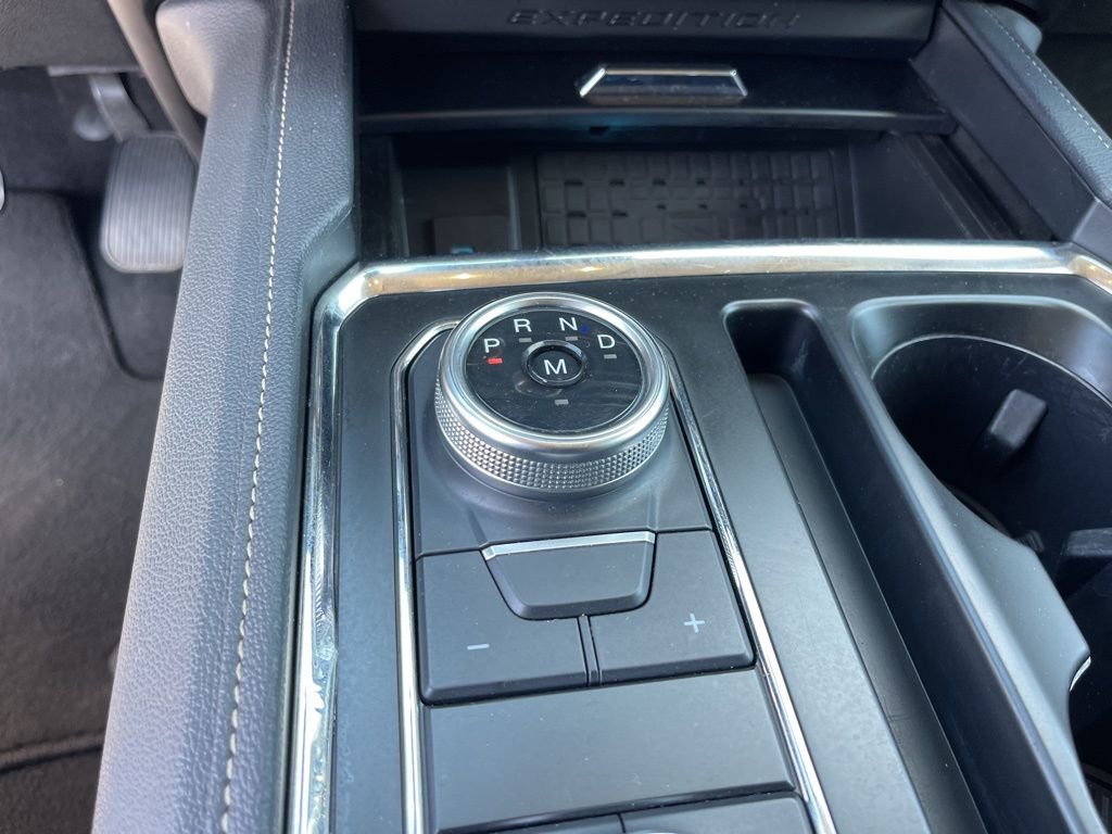 Certified 2024 Ford Expedition Max XLT image 15