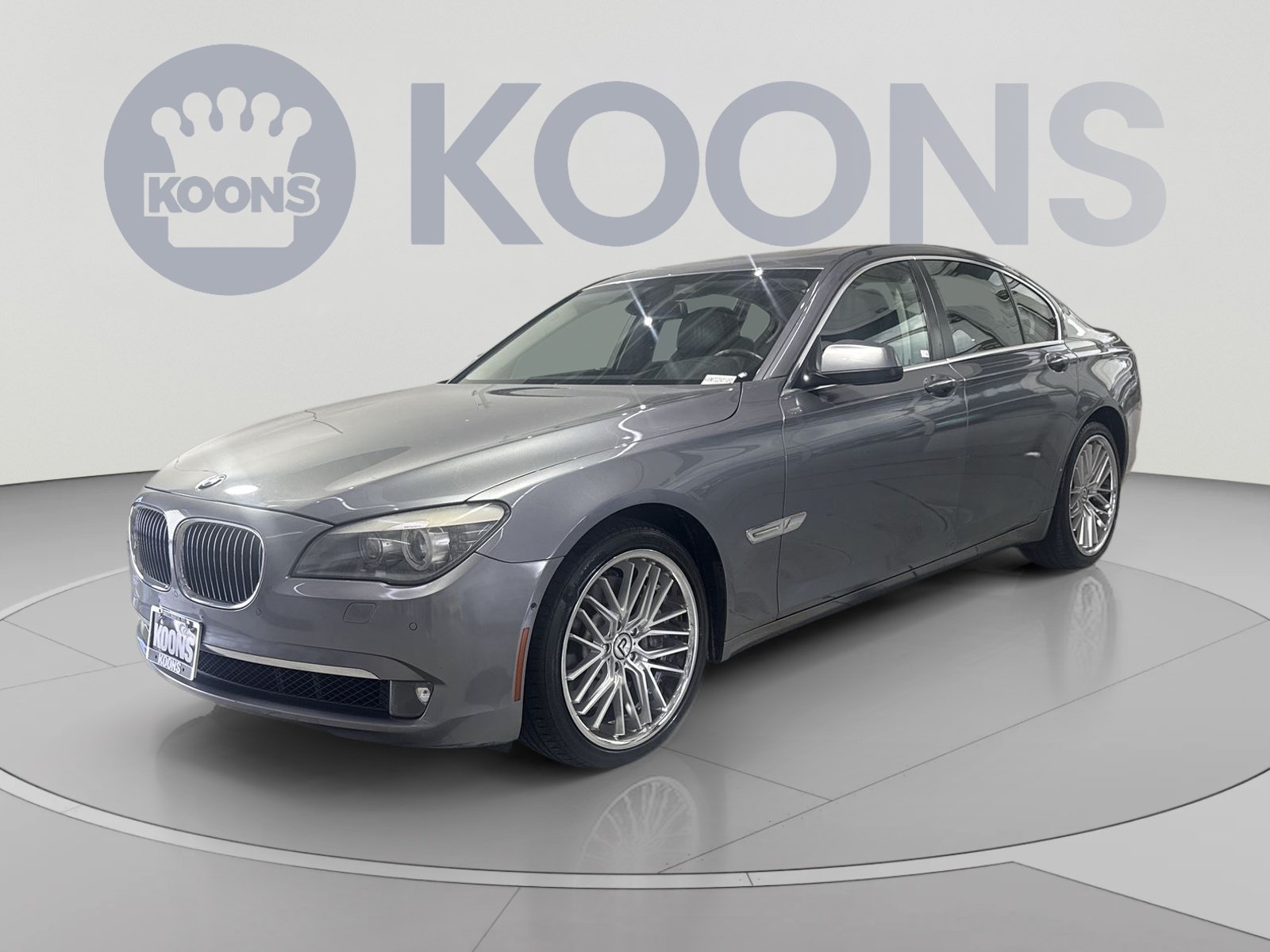 Used 2012 BMW 750i RWD image 5