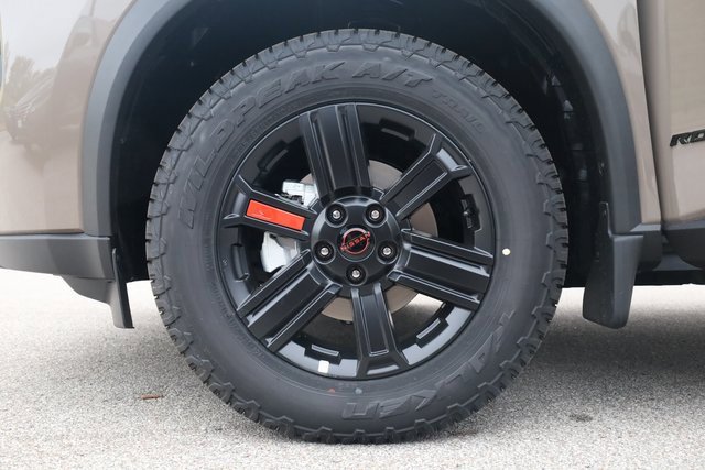 New 2026 Nissan Rogue SV image 7