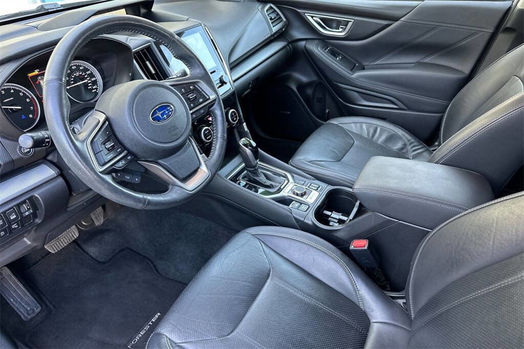 Used 2021 Subaru Forester Limited image 10