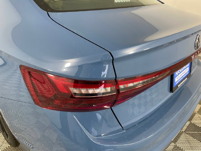 New 2027 Volkswagen Jetta GLI Autobahn FWD image 17