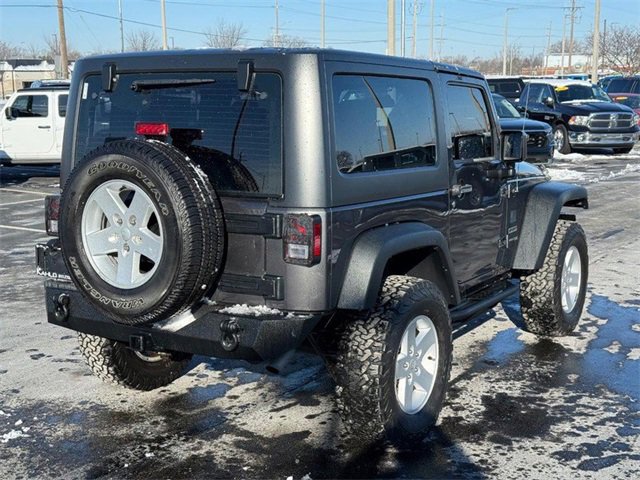 Used 2018 Jeep Wrangler Sport image 3