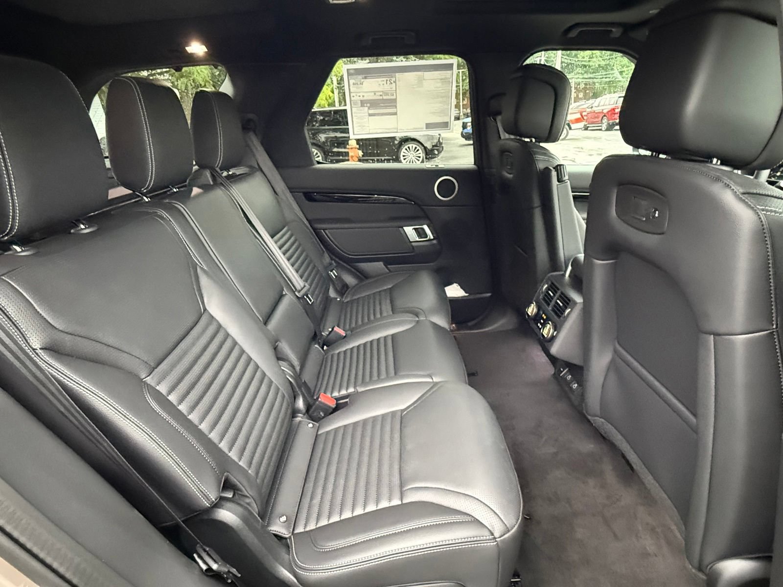 New 2026 Land Rover Discovery S AWD/4WD image 16