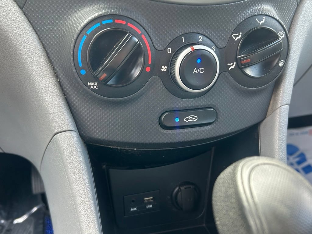 Used 2014 Hyundai Accent GS FWD image 20
