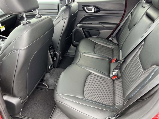 New 2026 Jeep Compass Latitude image 24