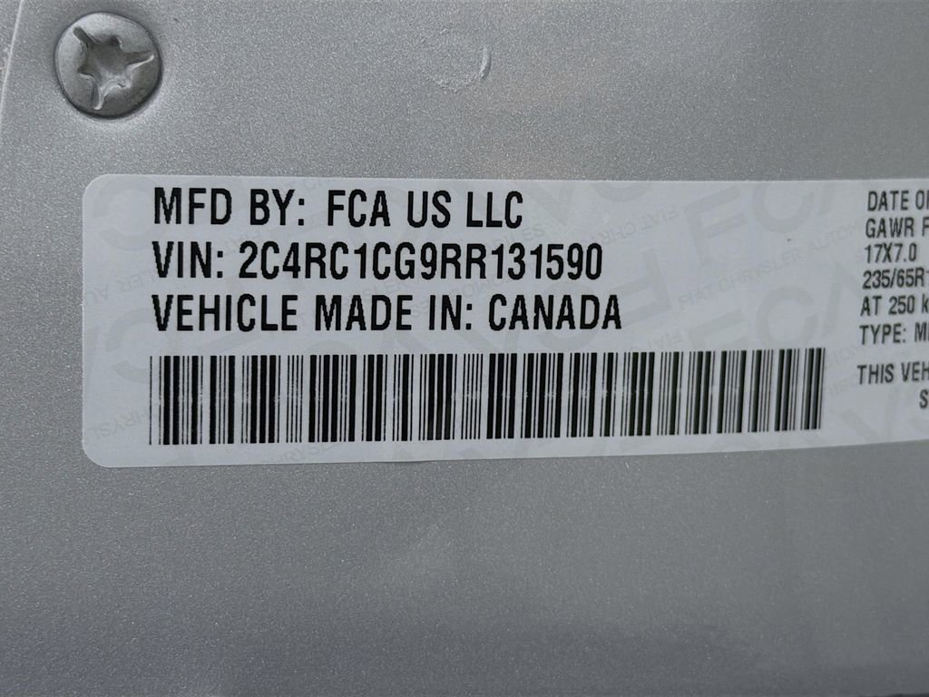 Used 2024 Chrysler Voyager LX image 33