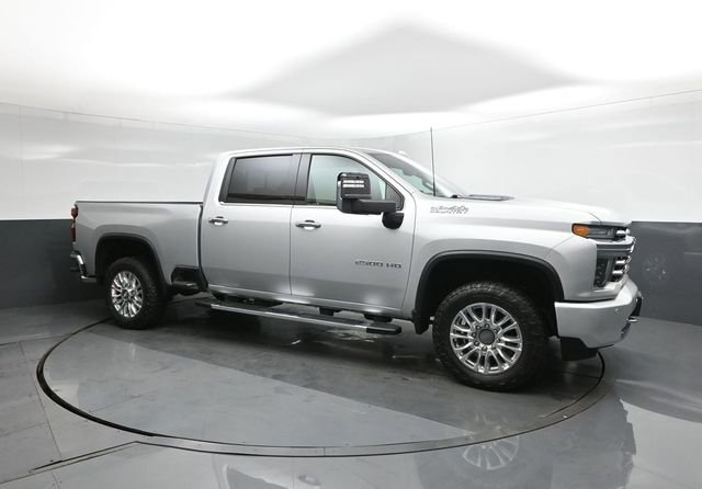 Used 2020 Chevrolet Silverado 2500 High Country w/ Technology Package image 17