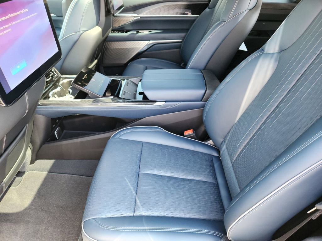 New 2025 Cadillac Escalade IQ Sport 2 image 19