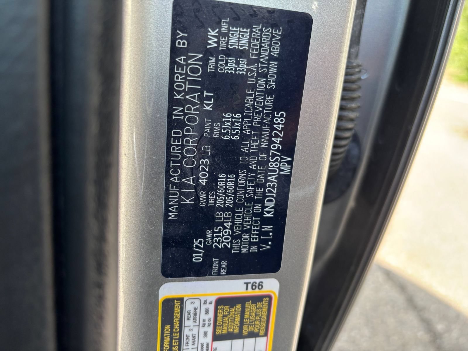 Used 2025 Kia Soul LX w/ LX Technology Package FWD image 28