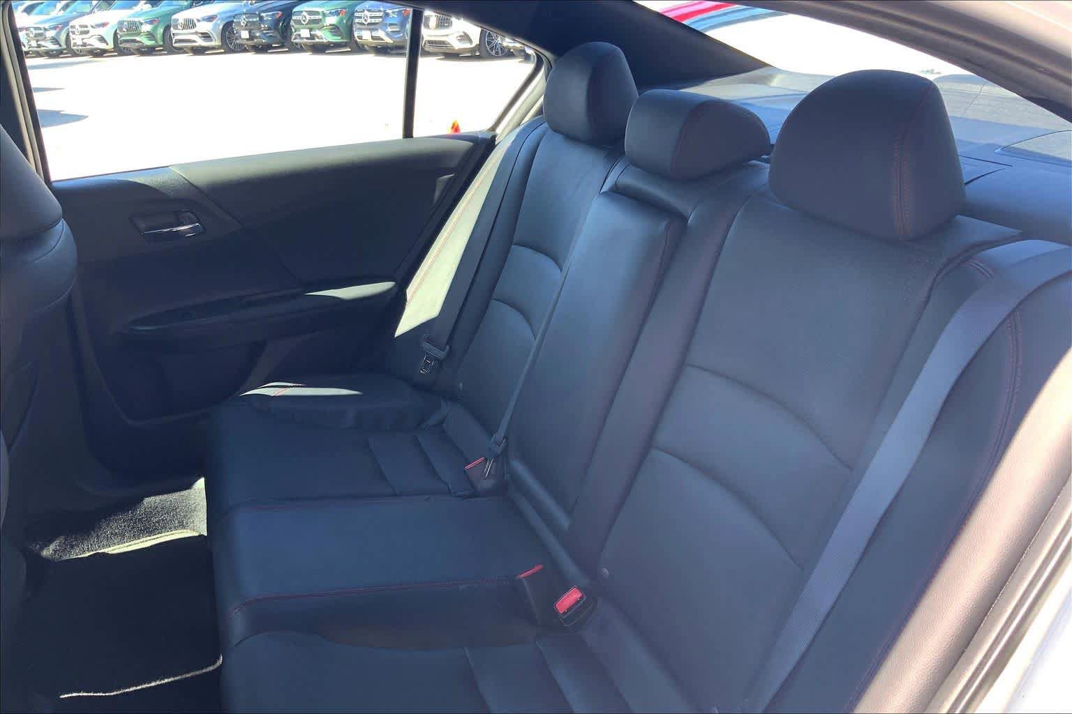 Used 2017 Honda Accord Sport Special Edition image 21