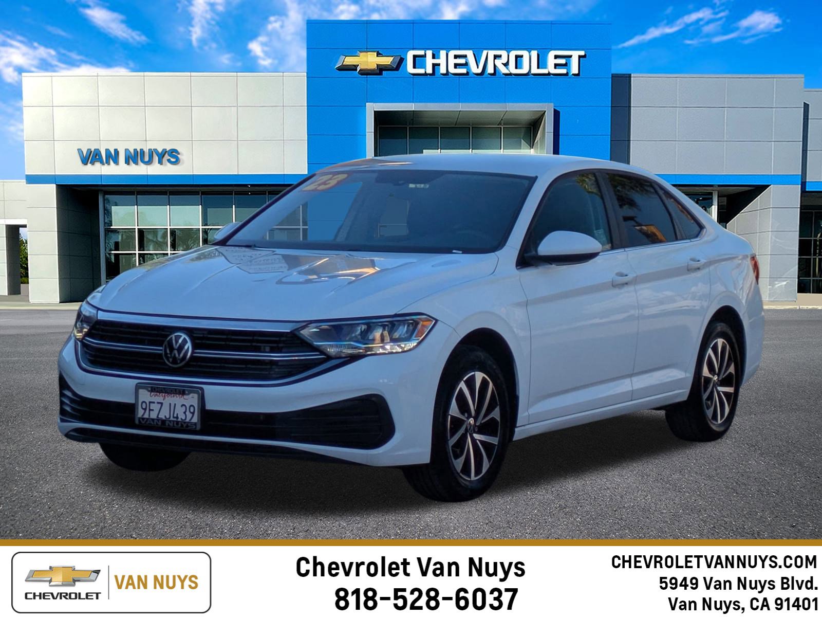 Used 2023 Volkswagen Jetta S image 1