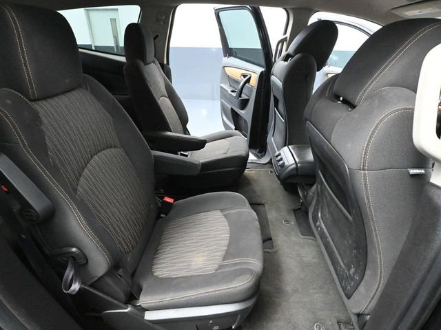Used 2014 Chevrolet Traverse LT w/ All-Star Edition image 40
