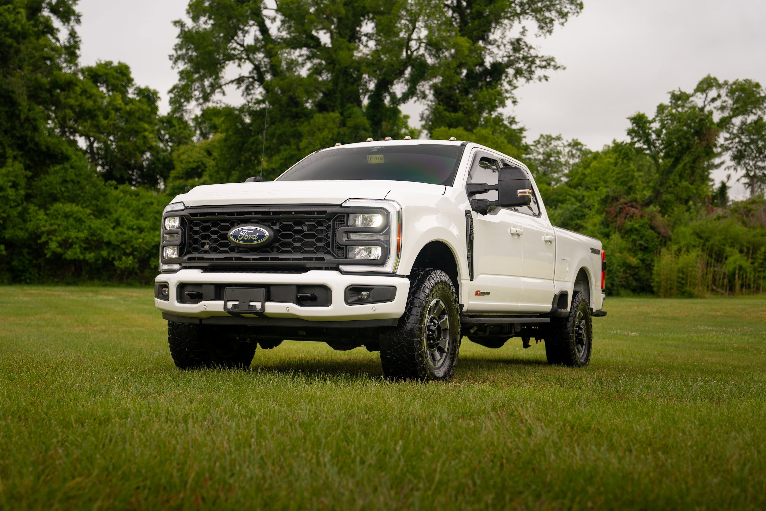 Certified 2024 Ford F350 Lariat w/ Lariat Ultimate Package AWD/4WD image 1
