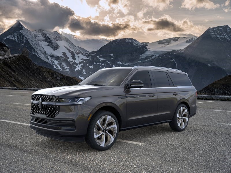 New 2026 Lincoln Navigator Black Label AWD/4WD image 1