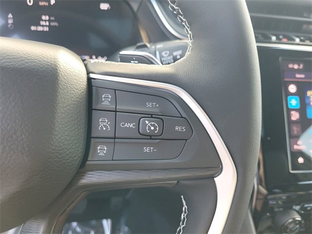 New 2025 Jeep Grand Cherokee Altitude image 31