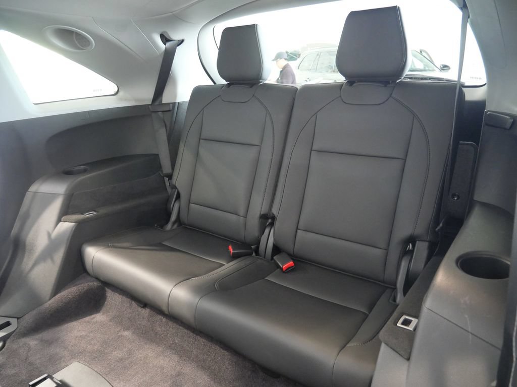 Used 2018 Acura MDX w/ Technology Package AWD/4WD image 26