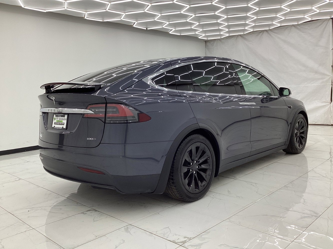 Used 2018 Tesla Model X 100D AWD/4WD image 11