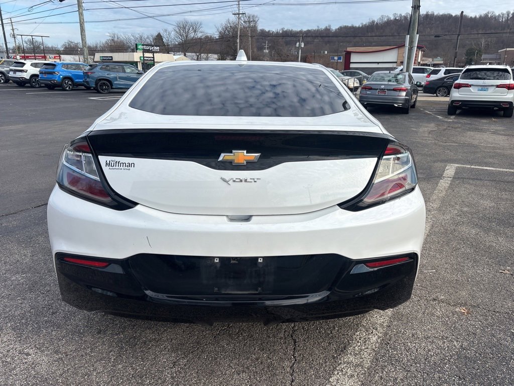 Used 2017 Chevrolet Volt LT w/ Comfort Package image 6