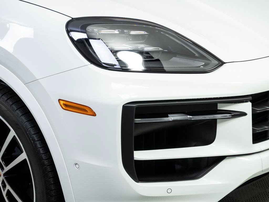 New 2026 Porsche Cayenne AWD/4WD image 37