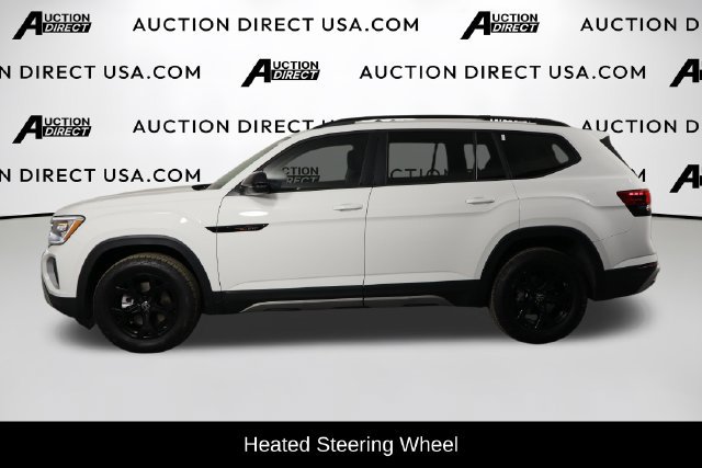 Used 2025 Volkswagen Atlas Peak Edition SE AWD/4WD image 12