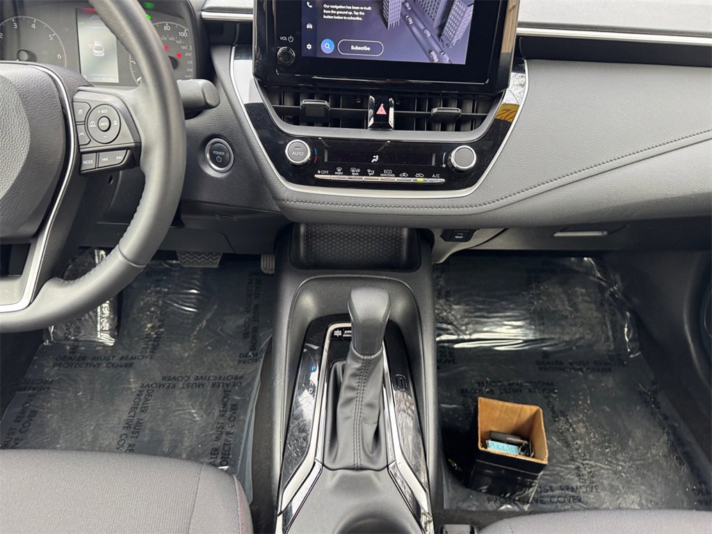 Used 2024 Toyota Corolla SE image 11