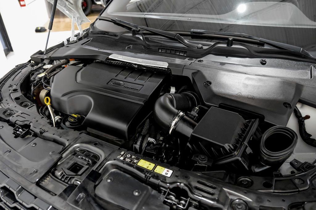 Used 2023 Land Rover Range Rover Evoque R-Dynamic S image 42