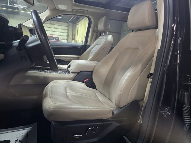 Used 2024 Ford Expedition Max Limited AWD/4WD image 5