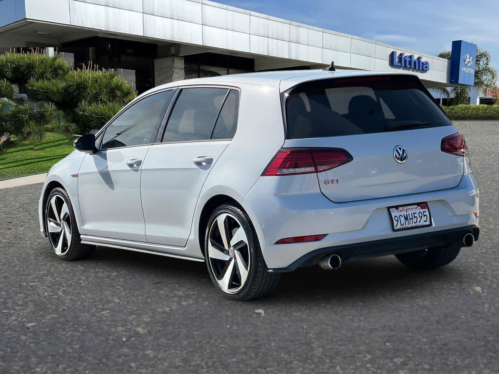 Used 2019 Volkswagen GTI SE FWD image 7