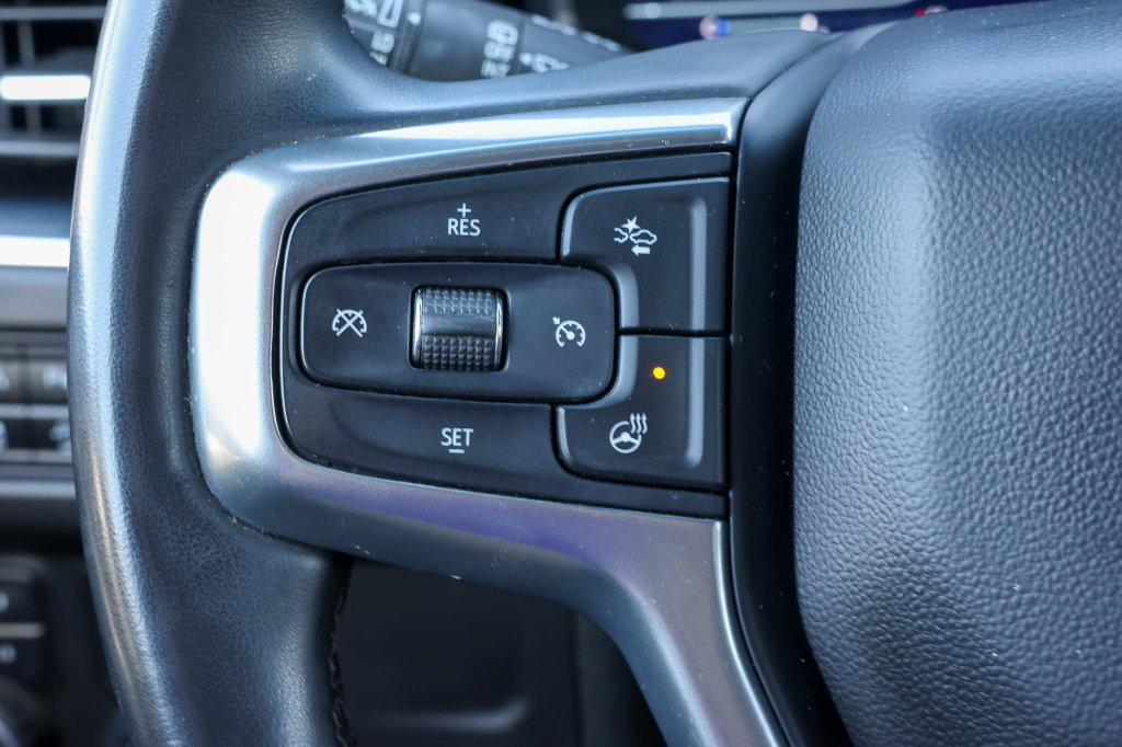 Used 2023 Chevrolet Tahoe Premier AWD/4WD image 33