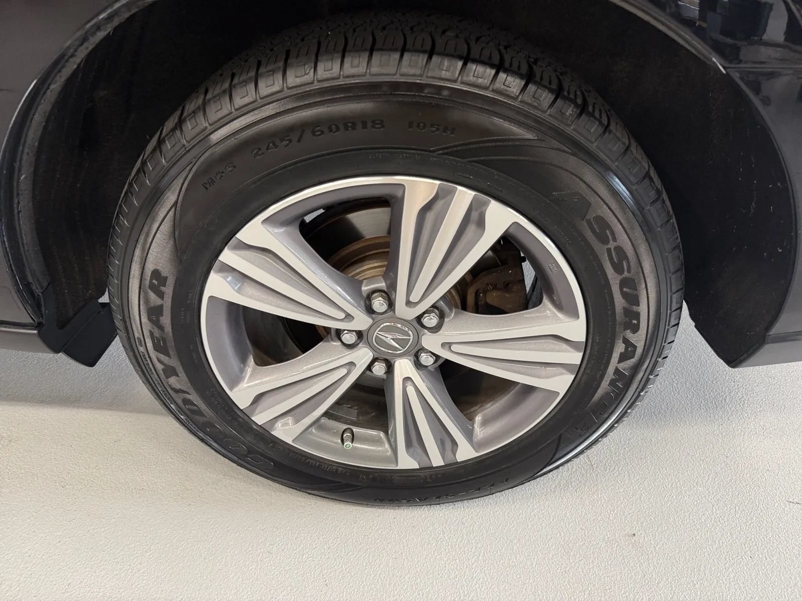 Used 2020 Acura MDX SH-AWD image 40