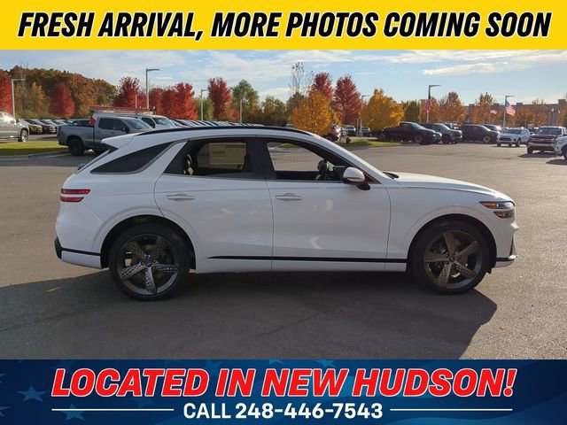 Used 2025 Genesis GV70 3.5T Sport w/ Sport Advanced Package AWD/4WD image 2