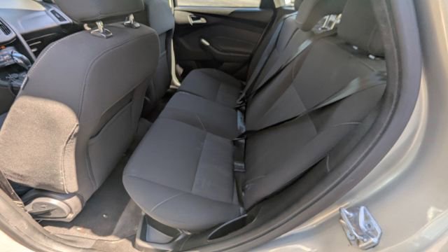 Used 2016 Ford Focus SE image 19