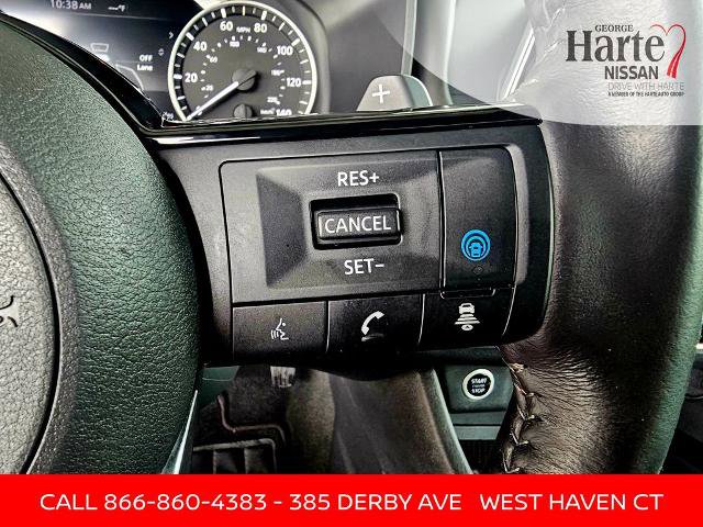 Certified 2022 Nissan Rogue SV w/ SV Premium Package image 20