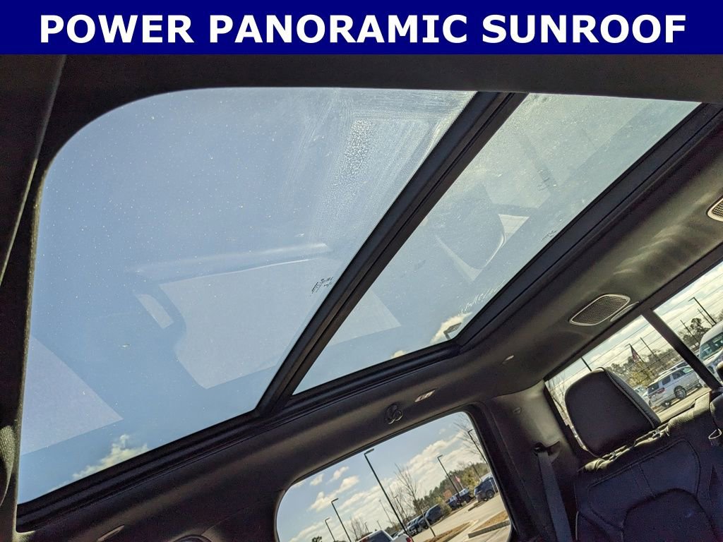 Certified 2022 RAM 1500 Limited w/ Body Color Bumper Group image 3