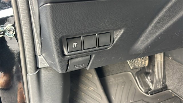 New 2026 Toyota Prius LE image 12