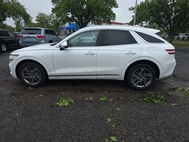 Used 2025 Genesis GV70 2.5T AWD/4WD image 4